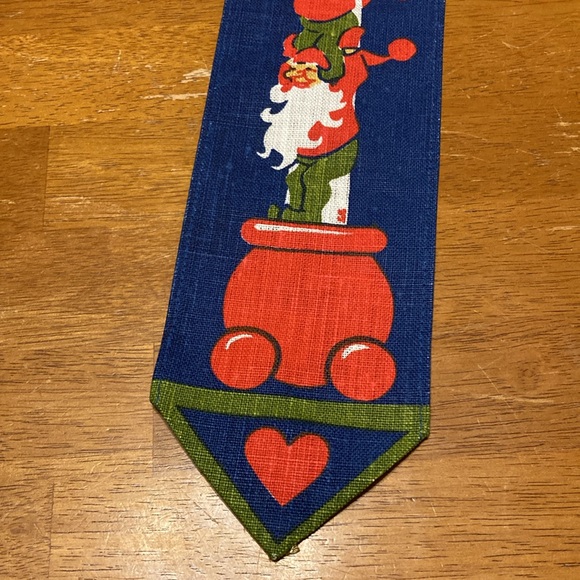 Vintage Christmas Screen Printed Linen Hanging Banner Elves and Candle Pennant - Picture 3 of 7